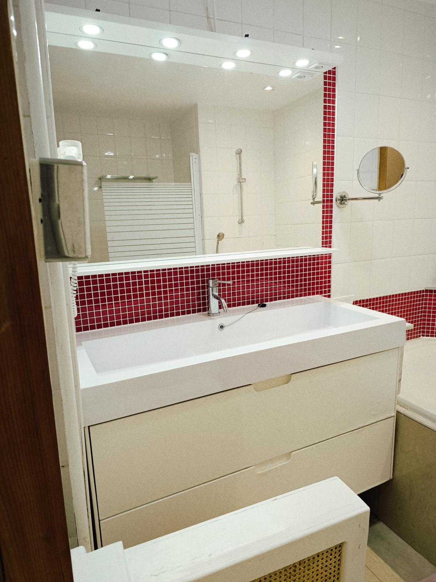 Ferienwohnung Liege Centre 13 Quai Godefroid Kurth Pour 2 Pers A 25 Min Gare Guillemins Exterior foto